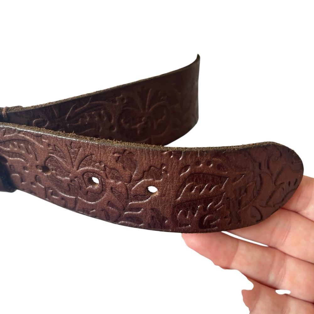 Vintage American Eagle Brown Leather Belt Floral Stamped Size Medium M - Picture 3 of 8